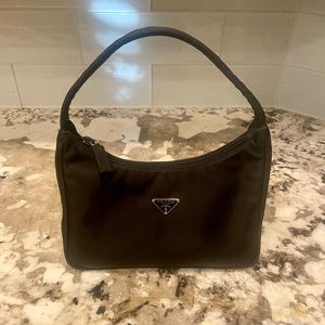 🔥AUTHENTIC ORIGINAL PRADA NYLON MINI BAG🔥
